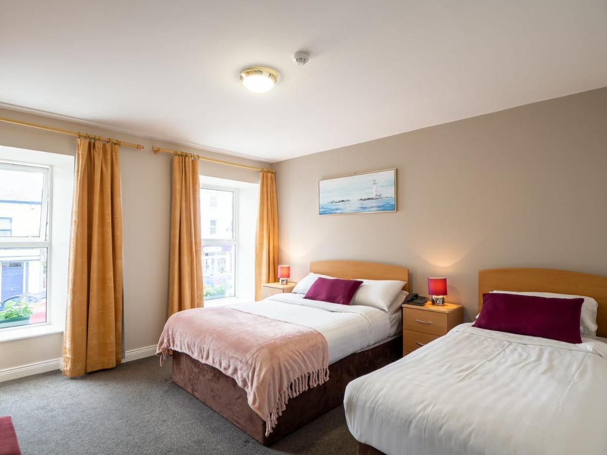 The Woodfield Hotel Clifden Exterior photo
